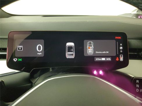 Certified 2025 Volvo EX90 Ultra AWD/4WD image 22
