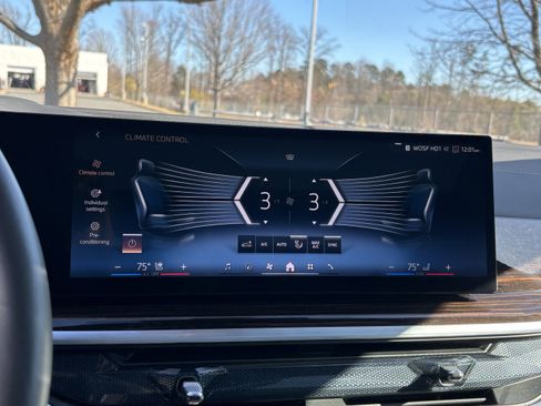 Used 2025 BMW X6 xDrive40i image 24