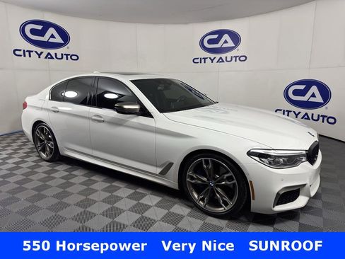 Used 2020 BMW M550i xDrive w/ Executive Package image 1