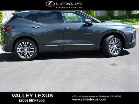 Used 2020 Chevrolet Blazer Premier FWD image 3