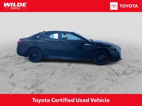 Certified 2025 Toyota Camry SE image 2