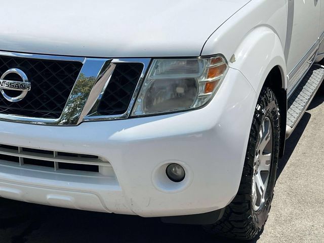 Used 2012 Nissan Pathfinder Silver AWD/4WD image 9