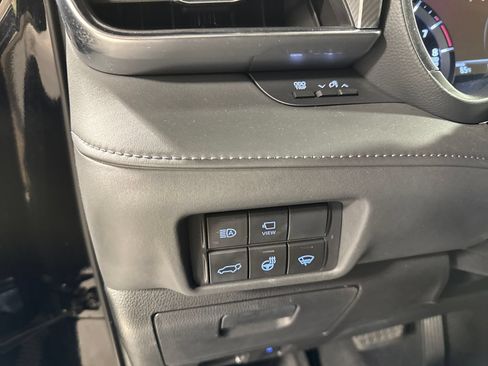 Used 2020 Toyota Highlander Platinum AWD/4WD image 21
