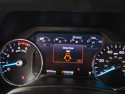 Used 2022 Ford F250 Lariat w/ Lariat Ultimate Package image 16