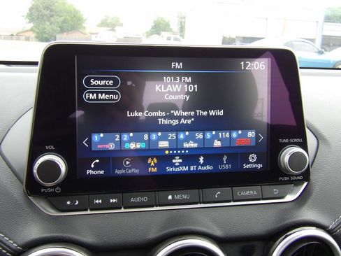 Used 2025 Nissan Sentra SV FWD image 17