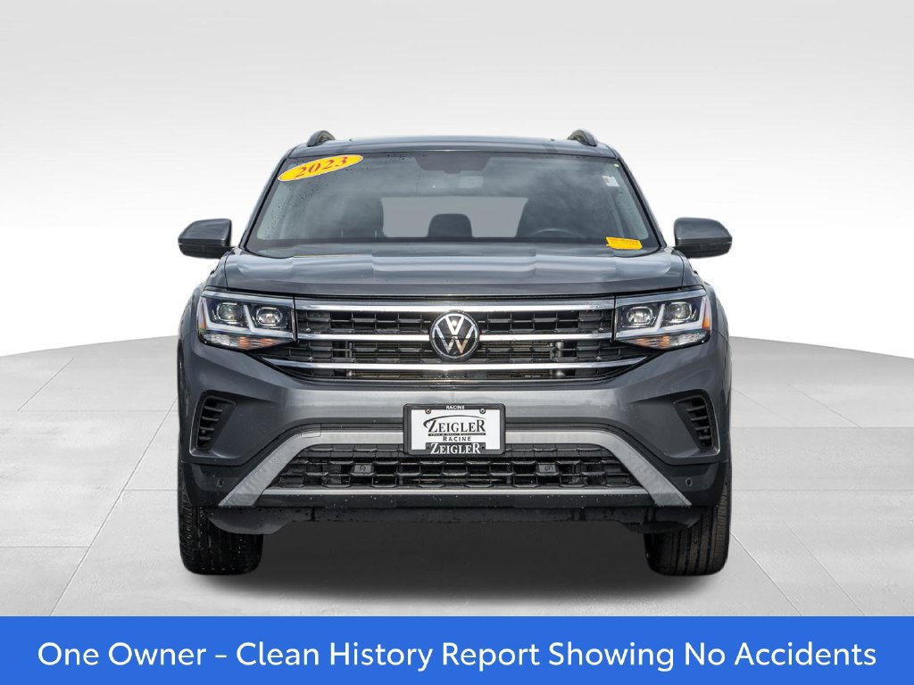 Used 2023 Volkswagen Atlas SE w/ Panoramic Sunroof Package AWD/4WD image 2