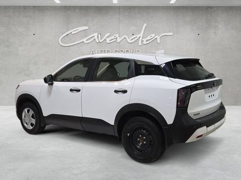 Used 2025 Nissan Kicks S FWD image 14