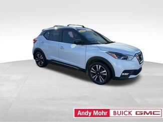 Used 2019 Nissan Kicks SR w/ SR Premium Package video 2