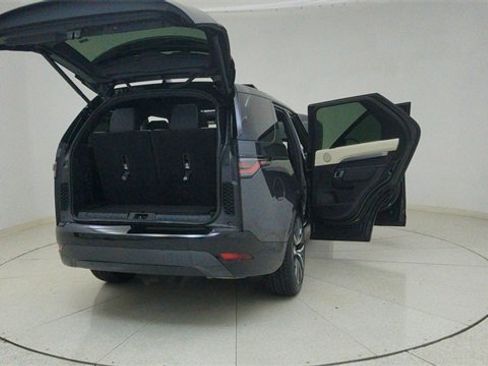 Used 2024 Land Rover Discovery Dynamic SE image 79