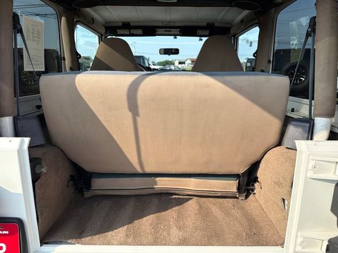Used 1999 Jeep Wrangler Sahara AWD/4WD image 10