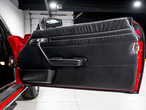 Used 1987 Mercedes-Benz 560 SL image 22