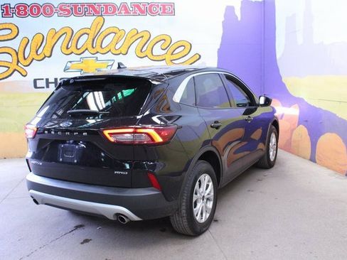 Used 2023 Ford Escape Active image 8