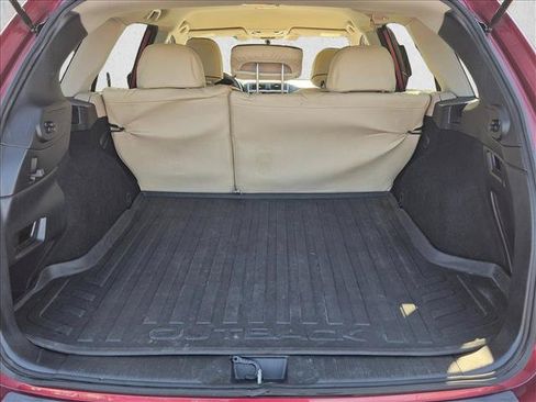 Used 2019 Subaru Outback 2.5i Premium w/ Protection Package #1 AWD/4WD image 6