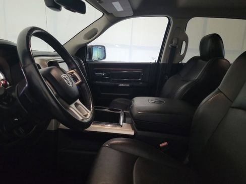 Used 2014 RAM 1500 Laramie w/ Convenience Group RWD image 17