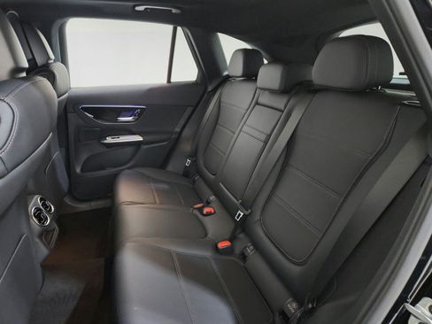 Certified 2026 Mercedes-Benz GLC 300 4MATIC image 18