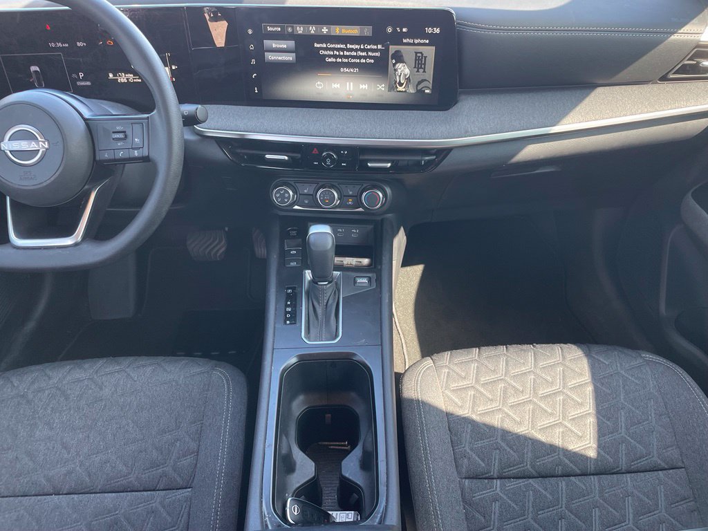 Used 2025 Nissan Kicks SV w/ SV Premium Package FWD image 14