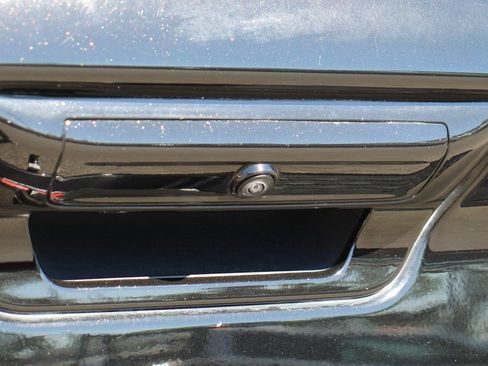 Used 2024 RAM 2500 Big Horn w/ Night Edition AWD/4WD image 46