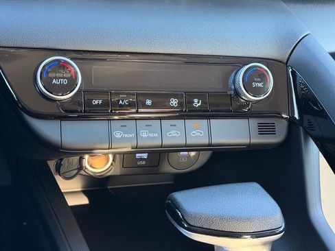 New 2026 Hyundai Elantra Blue image 18