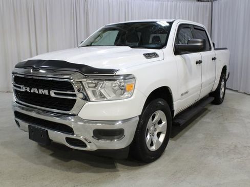 Used 2019 RAM 1500 Tradesman w/ SXT Appearance Group AWD/4WD image 34