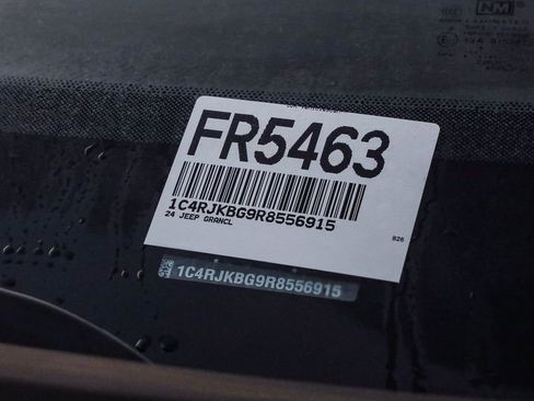 Certified 2024 Jeep Grand Cherokee L Limited w/ Luxury Tech Group II image 34