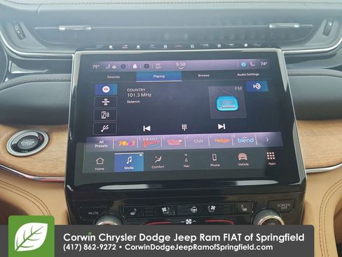 Used 2023 Jeep Grand Cherokee Summit image 23