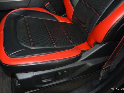 Used 2019 Ford F150 Lariat w/ Equipment Group 502A Luxury image 17