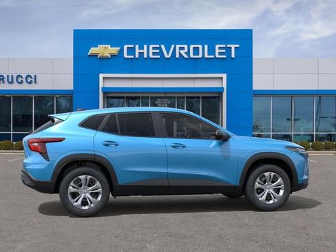 New 2026 Chevrolet Trax LS FWD image 5