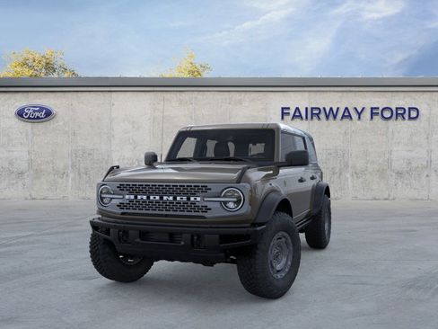New 2025 Ford Bronco Badlands w/ Sasquatch Package image 2