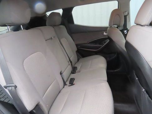 Used 2017 Hyundai Santa Fe Sport image 27