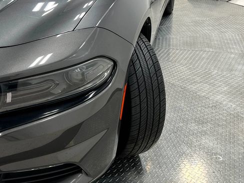 Used 2022 Dodge Charger SXT AWD/4WD image 37