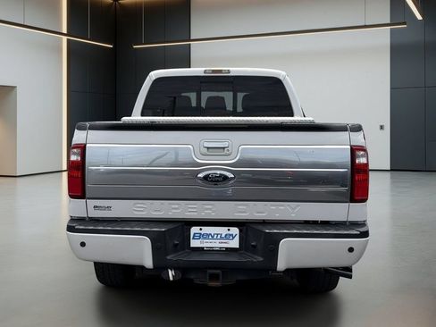 Used 2014 Ford F250 Platinum w/ FX4 Off-Road Package AWD/4WD image 5