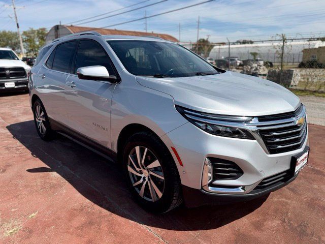 Used 2022 Chevrolet Equinox Premier AWD/4WD image 3