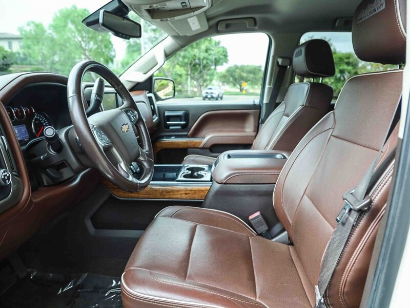 Used 2014 Chevrolet Silverado 1500 High Country w/ High Country Premium Package AWD/4WD image 25