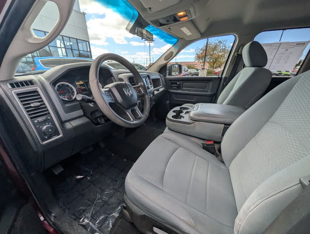 Used 2019 RAM 1500 Express AWD/4WD image 7
