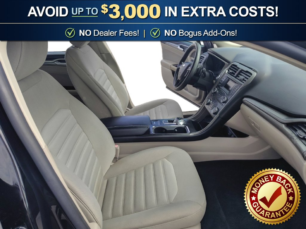 Used 2017 Ford Fusion SE FWD image 22