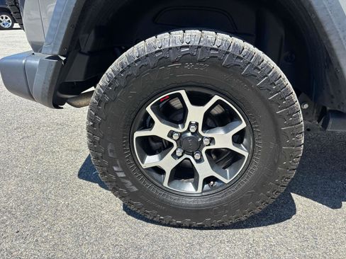 Used 2021 Jeep Wrangler Unlimited Rubicon AWD/4WD image 31