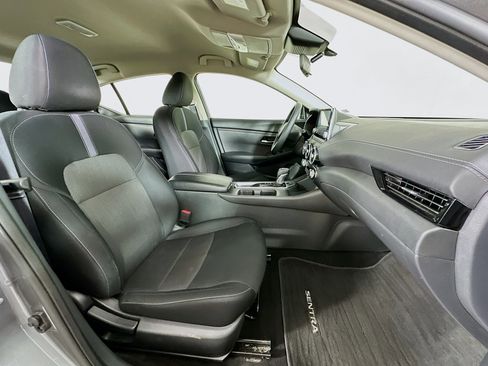 Used 2024 Nissan Sentra SV image 29