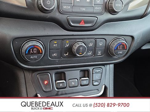Used 2018 GMC Terrain Denali w/ Driver Alert Package II AWD/4WD image 17