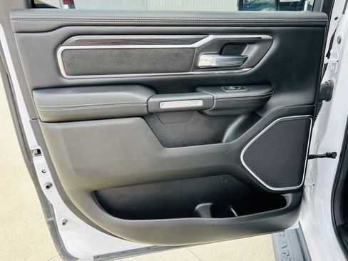 Used 2023 RAM 1500 Laramie AWD/4WD image 27