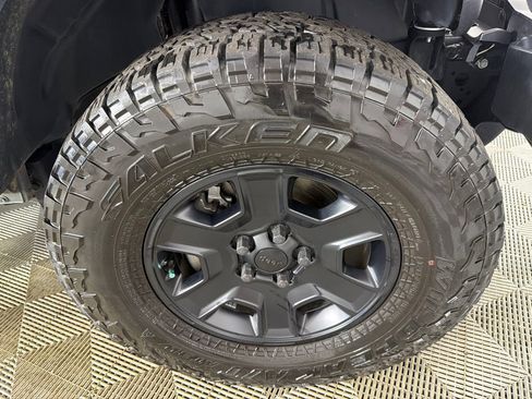 Used 2024 Jeep Wrangler Unlimited Sahara AWD/4WD image 12