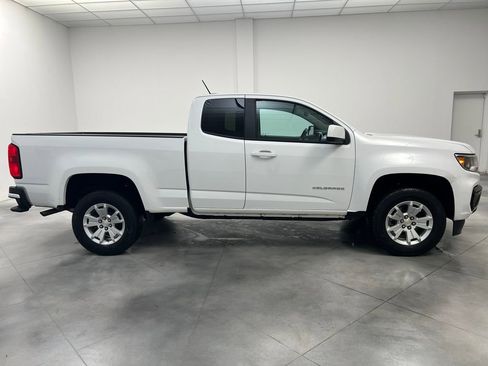 Used 2022 Chevrolet Colorado LT w/ Fleet Safety Package image 8