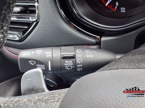 Used 2025 Dodge Durango GT AWD/4WD image 24