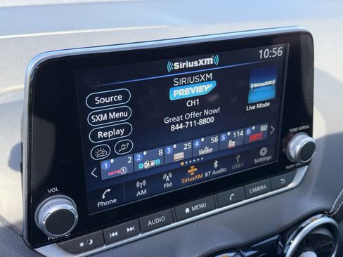 Used 2024 Nissan Sentra SV FWD image 12
