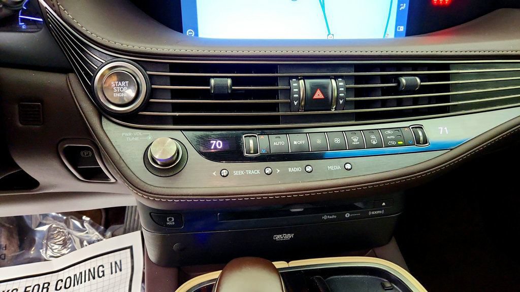 Used 2018 Lexus LS 500 w/ Luxury Package RWD image 18