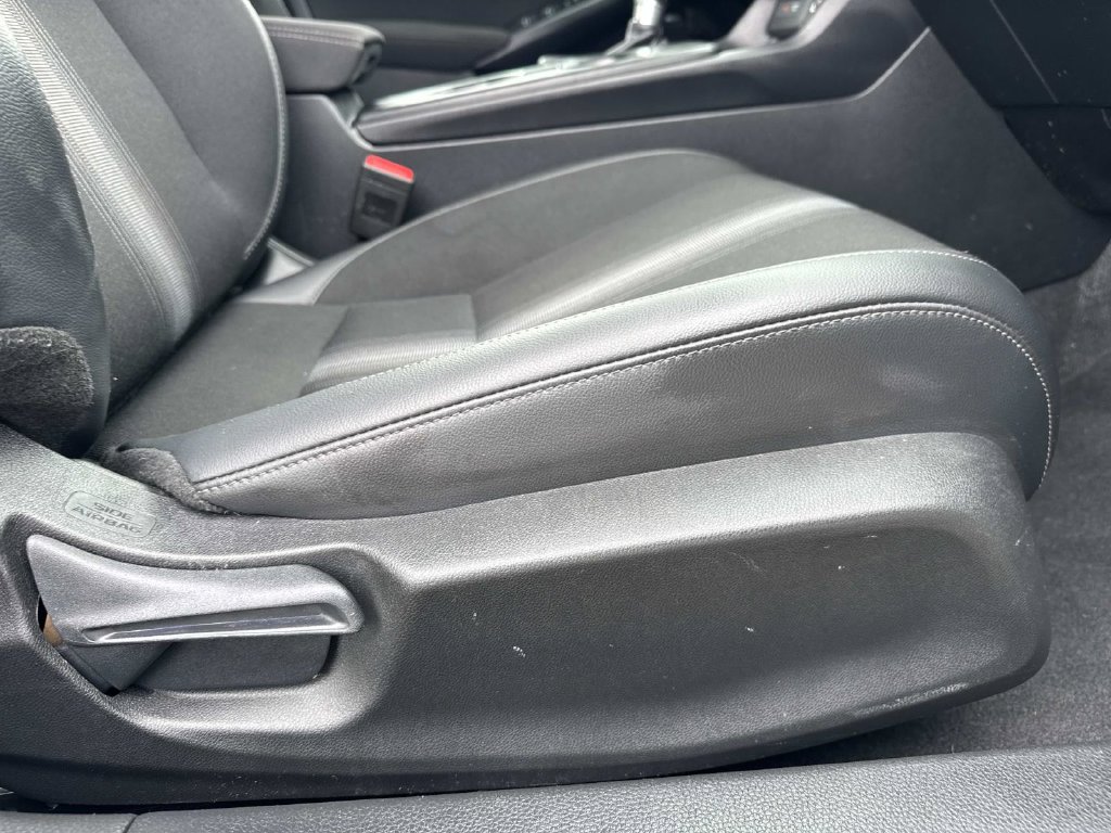 Used 2024 Honda Civic Sport image 13