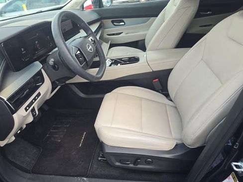 Certified 2025 Nissan Murano SL w/ Cargo Package AWD/4WD image 8