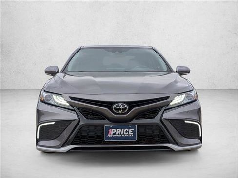 Used 2023 Toyota Camry XSE FWD image 2