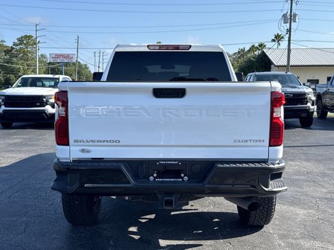 Used 2025 Chevrolet Silverado 2500 Custom w/ Custom Value Package AWD/4WD image 6
