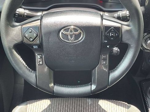 Used 2024 Toyota 4Runner TRD Off-Road AWD/4WD image 25