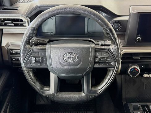 Certified 2024 Toyota Tacoma SR5 AWD/4WD image 4
